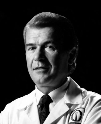 Fotografija osobe Dr. Anthony D. Ivankovich